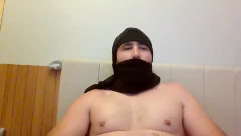 Snapshot of bfwantsfun chatting on 09-29-25, 03:39 bfwantsfun online show from 09-29-25, 03:39