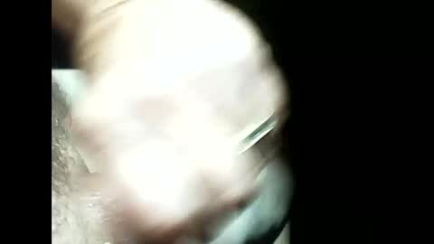 Snapshot of bg_long2000 chatting on 12-27-24, 01:39 bg long online show from 12-27-24, 01:39