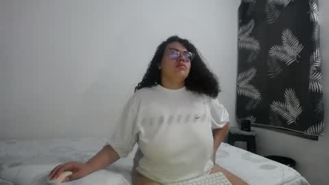 Bianca Tuesday to Sunday from 2am to 6am UTC-5 online show from 03-25-26, 09:04