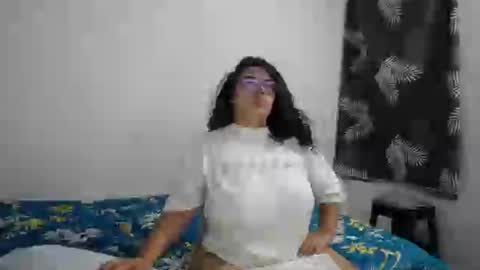 Bianca Tuesday to Sunday from 2am to 6am UTC-5 online show from 06-12-26, 09:19