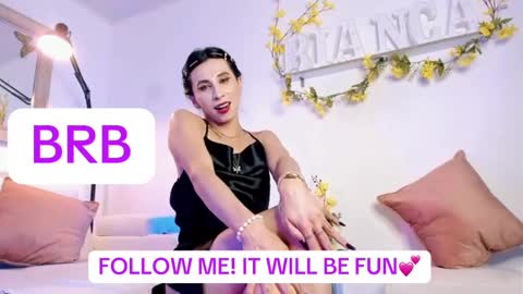 Snapshot of bianca_tokyc chatting on 02-15-25, 10:10 BICO online show from 02-15-25, 10:10