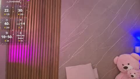 Snapshot of biancaa__18 chatting on 06-13-26, 07:34 biancaa__18 online show from 06-13-26, 07:34