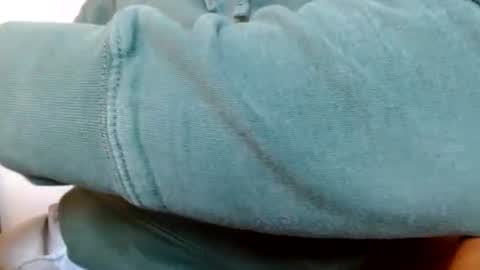 Snapshot of bifitboy chatting on 10-20-25, 01:44 Ryan online show from 10-20-25, 01:44