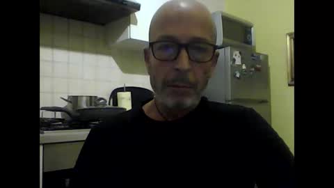 Snapshot of big23italy chatting on 10-14-25, 05:30 big23italy online show from 10-14-25, 05:30