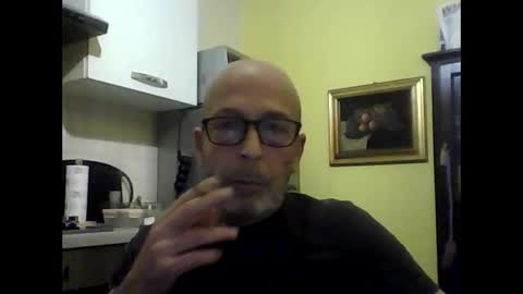 Snapshot of big23italy chatting on 02-25-26, 12:04 big23italy online show from 02-25-26, 12:04