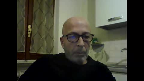 Snapshot of big23italy chatting on 03-15-26, 07:47 big23italy online show from 03-15-26, 07:47