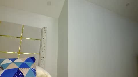 Snapshot of bigbaby004 chatting on 10-21-25, 07:14 bigbaby004 online show from 10-21-25, 07:14