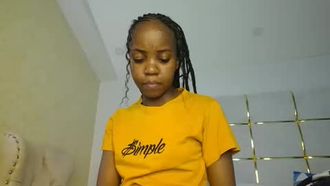 Snapshot of bigbaby004 chatting on 11-23-25, 10:04 bigbaby004 online show from 11-23-25, 10:04