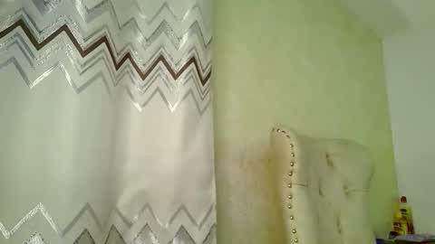 Snapshot of bigbaby004 chatting on 11-27-25, 08:22 bigbaby004 online show from 11-27-25, 08:22