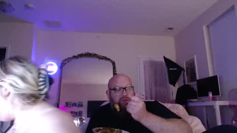 BigBear4Cuddles online show from 03-22-26, 01:42