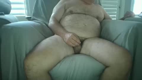 Snapshot of bigbear5186 chatting on 10-12-25, 03:55 big boy online show from 10-12-25, 03:55