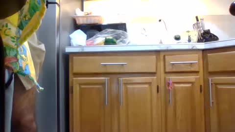 Snapshot of bigbee198825 chatting on 11-04-25, 04:17 bigbee198825 online show from 11-04-25, 04:17