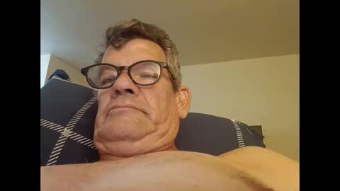 Snapshot of bigbikes71781 chatting on 03-05-25, 10:33 bigbikes71781 online show from 03-05-25, 10:33