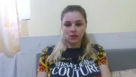 Snapshot of bigboobbeauty99 chatting on 06-08-26, 01:11 Lisa online show from 06-08-26, 01:11
