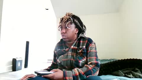 Snapshot of bigboobs_bouncin chatting on 04-20-26, 04:43 Ashley online show from 04-20-26, 04:43