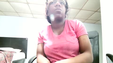 Snapshot of bigboobs_bouncin chatting on 05-18-26, 08:42 Ashley online show from 05-18-26, 08:42