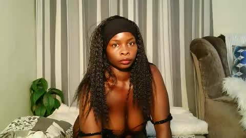 Vee online show from 03-23-26, 12:03