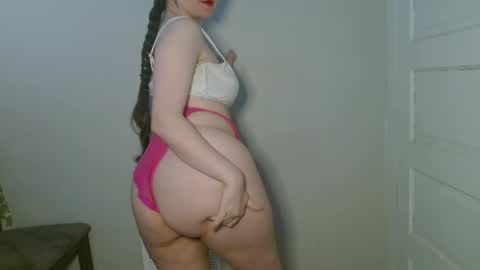 Isabella online show from 12-01-25, 03:50