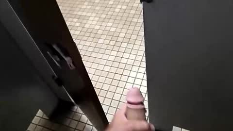 Snapshot of bigboy425974 chatting on 12-01-25, 12:26 bigboy425974 online show from 12-01-25, 12:26