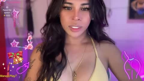 Snapshot of bigcockamanda23 chatting on 12-14-24, 12:33 queen amanda online show from 12-14-24, 12:33