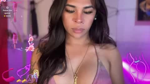 Snapshot of bigcockamanda23 chatting on 01-08-25, 05:37 queen amanda online show from 01-08-25, 05:37