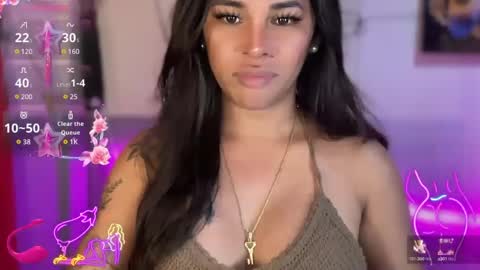 Snapshot of bigcockamanda23 chatting on 01-11-25, 08:33 queen amanda online show from 01-11-25, 08:33