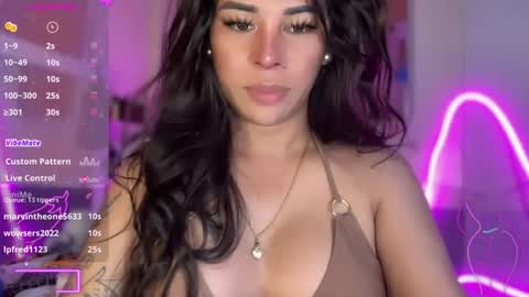 Snapshot of bigcockamanda23 chatting on 10-06-25, 06:55 queen amanda online show from 10-06-25, 06:55