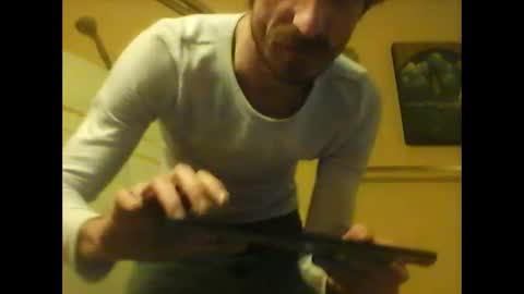 Snapshot of bigcockj808209 chatting on 11-14-25, 05:00 bigcockj808209 online show from 11-14-25, 05:00