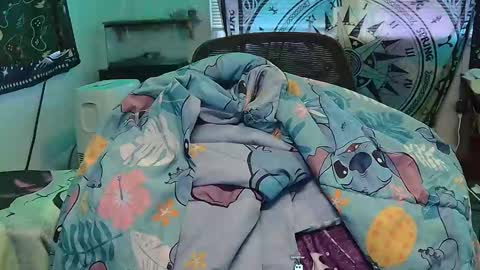 Snapshot of bigcocksmallmouth chatting on 03-01-25, 01:18 Cock and Cheese online show from 03-01-25, 01:18