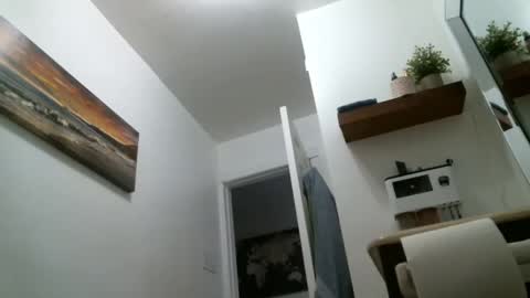 Snapshot of bigcumcanada chatting on 01-01-25, 01:37 bg online show from 01-01-25, 01:37