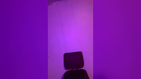 Snapshot of bigdaddy_1994387934 chatting on 08-02-26, 11:58 bigdaddy_1994387934 online show from 08-02-26, 11:58