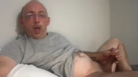 Snapshot of bigdaddydelight chatting on 03-12-26, 06:19 bigdaddydelight online show from 03-12-26, 06:19