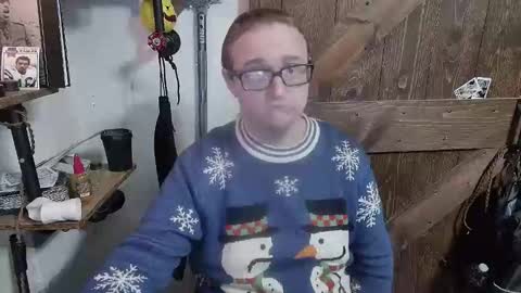 Snapshot of bigdbrillion chatting on 02-03-25, 06:45 Darryl online show from 02-03-25, 06:45