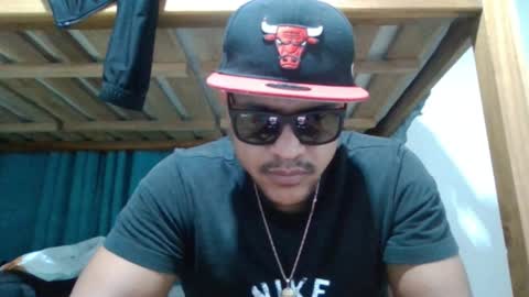 Snapshot of bigdick211292 chatting on 11-11-25, 02:22 bigdick211292 online show from 11-11-25, 02:22