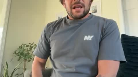 Snapshot of bigdmatty31 chatting on 11-23-25, 01:33 bigdmatty31 online show from 11-23-25, 01:33