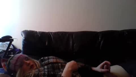 Madelyn online show from 12-14-25, 08:24