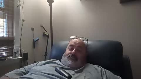 bigfuzzyteddybear online show from 12-14-25, 06:45