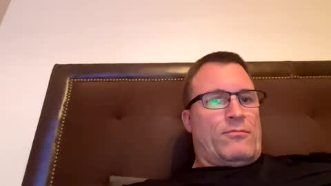 bigger22332233 online show from 12-10-24, 01:22