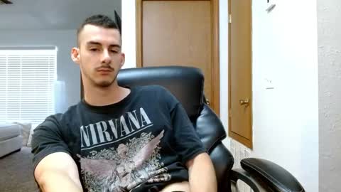 Snapshot of biggerbradd chatting on 06-17-26, 05:47 biggerbradd online show from 06-17-26, 05:47
