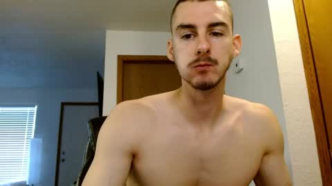 Snapshot of biggerbradd chatting on 06-21-26, 03:58 biggerbradd online show from 06-21-26, 03:58