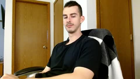 Snapshot of biggerbradd chatting on 06-30-26, 06:31 biggerbradd online show from 06-30-26, 06:31