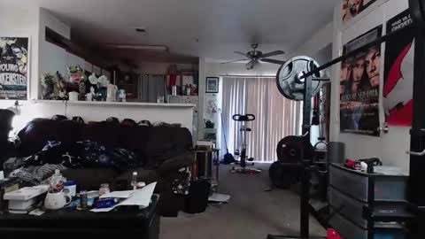 biggerisbetter21 online show from 02-26-26, 11:37