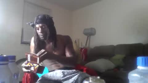 Snapshot of biggs717o chatting on 10-14-25, 07:42 biggs717o online show from 10-14-25, 07:42