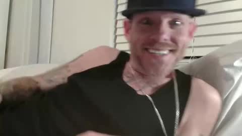 Snapshot of bigguy4funtime chatting on 11-28-25, 04:59 bigguy4funtime online show from 11-28-25, 04:59