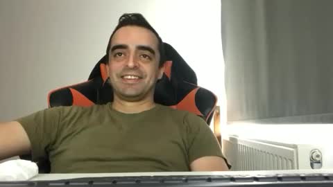 Snapshot of bighead3dcock chatting on 10-13-25, 10:59 bighead3dcock online show from 10-13-25, 10:59