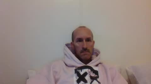 Snapshot of bighugemouthful chatting on 12-03-24, 04:17 Chaz online show from 12-03-24, 04:17