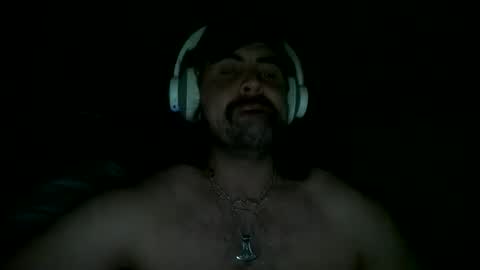 Snapshot of bigjohnofthewood chatting on 12-18-25, 04:51 BigJohnOfTheWoods online show from 12-18-25, 04:51