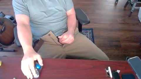 bigjohnsonrighthere online show from 12-20-24, 04:14