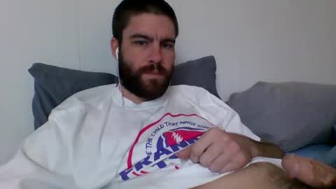 Snapshot of bigmag23 chatting on 10-25-25, 07:30 bigmag23 online show from 10-25-25, 07:30