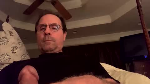 Snapshot of bignjakd6 chatting on 11-09-25, 07:28 CumCMe online show from 11-09-25, 07:28